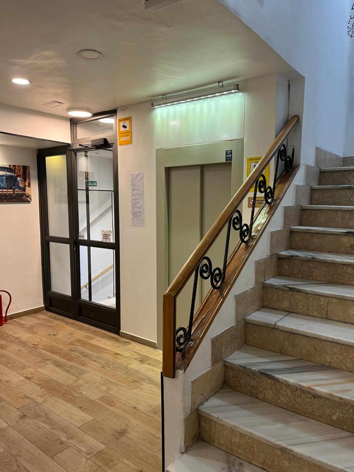 Hostal Las Vegas Madrid Exterior foto