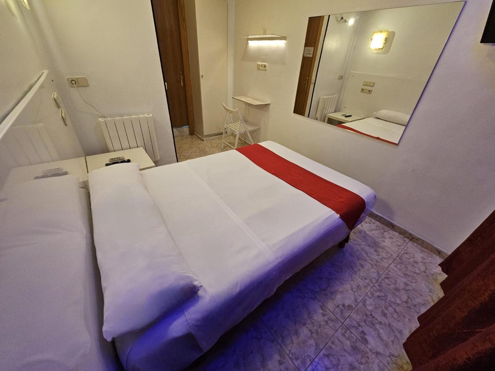 Hostal Las Vegas Madrid Exterior foto