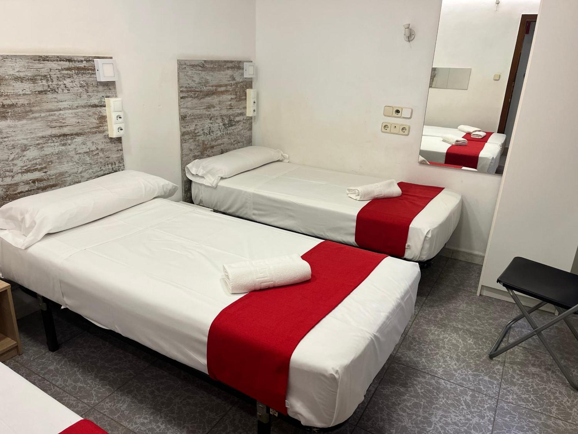 Hostal Las Vegas Madrid Exterior foto